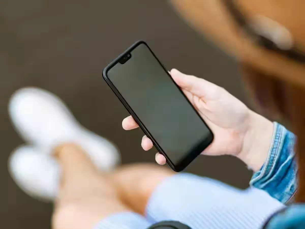 Tech News: क्या आप भी जानते हैं फोन लॉक करने का ये नया तरीका, नहीं तो फिर जान ले नई...