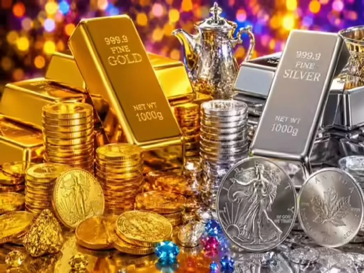 Gold-Silver Prices: एक दिन में 11,620 रुपए महंगी हो गई है चांदी, सोने के भी बढ़ गए हैं इतने दाम