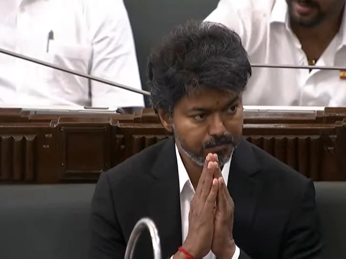 Tamil Nadu: विधानसभा में विजय सरकार ने पास किया फ्लोर टेस्ट, एआईएडीएमके के बागी विधायकों का भी मिला साथ