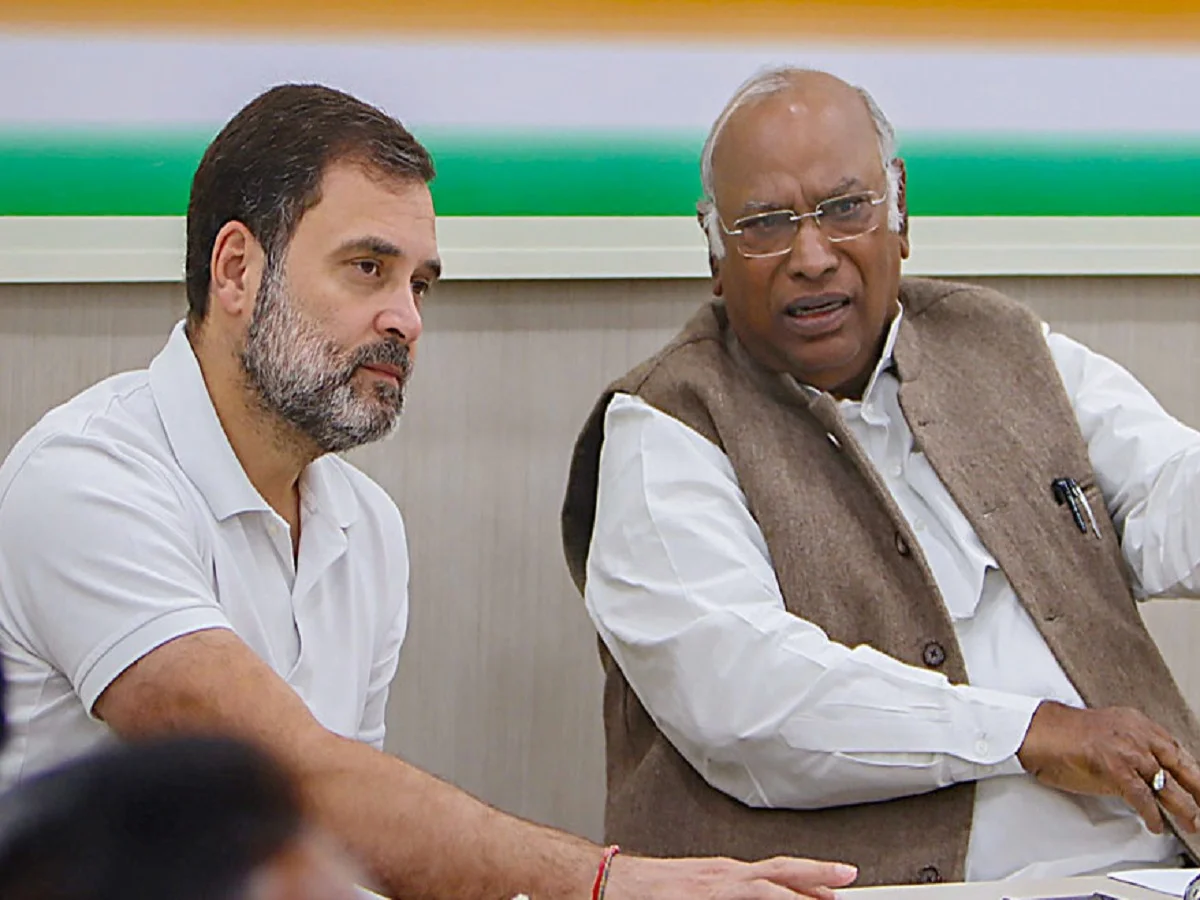 एपस्टीन फाइल और अडानी की वजह से मोदी भारत के मान-सम्‍मान का सौदा कर रहे हैं: Congress