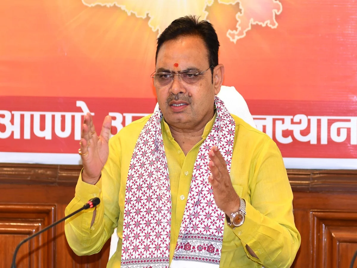 Rajasthan: आधा रात को भजनलाल सरकार का बड़ा कदम, 17 आईपीएस अधिकारियों के कर दिए तबादले, 7 जिलों के एसपी बदले