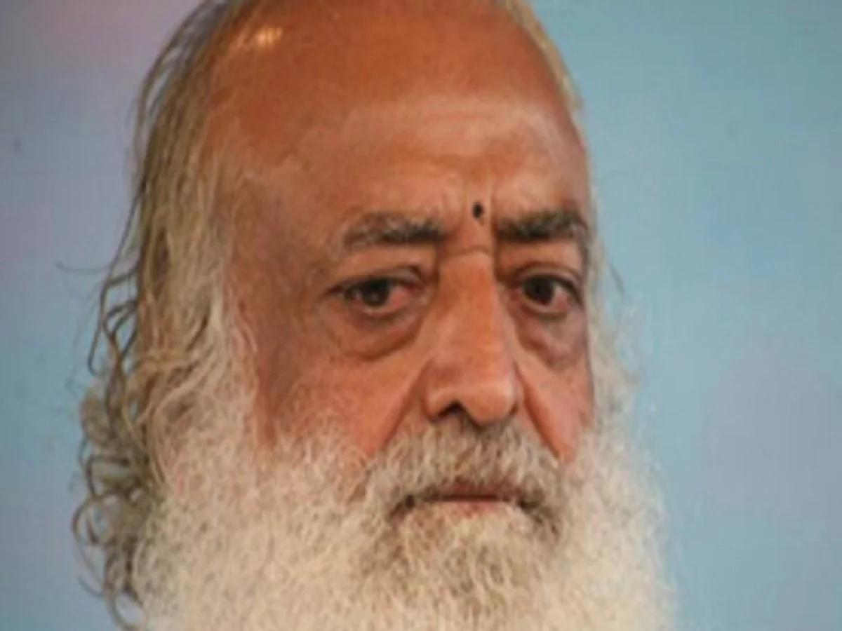 Asaram को लगा झटका, हाईकोर्ट ने बरकरार रखी इस मामले में आजीवन कारावास की सजा