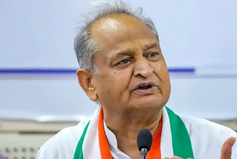 गिग वर्कर्स वेलफेयर एक्ट को लेकर Ashok Gehlot ने कही बड़ी बात, कहा- राहुल गांधी के दबाव में केन्द्र सरकार...