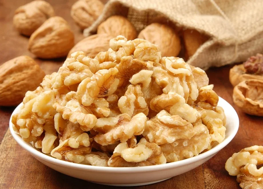 Health Tips: रोजाना करें भीगे हुए अखरोट का सेवन, सेहत को मिलेंगे ये फायदे