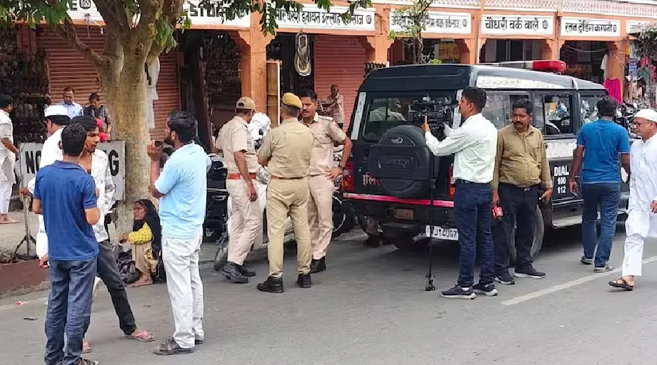 Rajasthan : बकरीद पर जानवरों की कुर्बानियां पर रोक के साथ अब सड़क पर नमाज से भी विवाद...