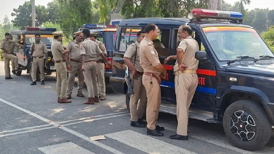यूपी कांग्रेस के प्रदेश अध्यक्ष के करीबी को महिला को परेशान करने के आरोप में किया गया गिरफ्तार, पार्टी ने आरोपों को किया खारिज  
