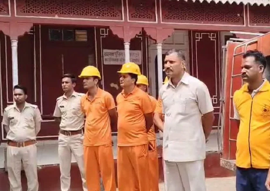 Rajasthan: अब जयपुर के तीन स्कूलों को बम से उड़ाने की मिली धमकी