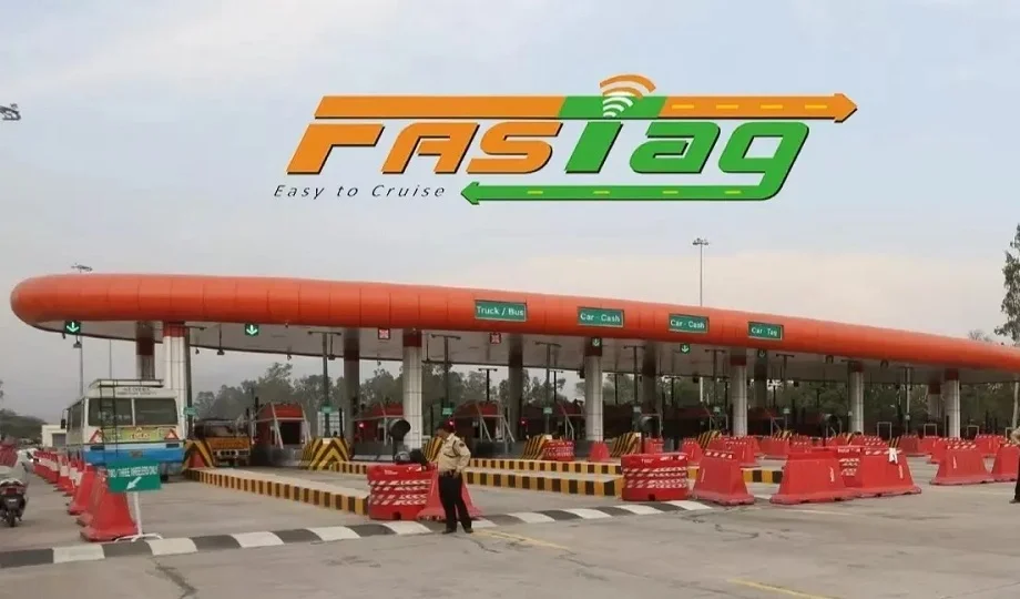 Annual Fastag Pass: केवल 15 रुपए में ही क्रॉस कर लेंगे एक टोल प्लाजा, हर साल बचेंगे सात हजार रुपए, जान लें