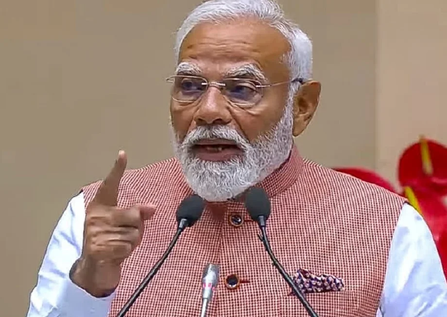 Government scheme: पीएम मोदी ने अब गरीबों को दे दी है ये बड़ी सौगात, बंटने लगी मिठाइयां!