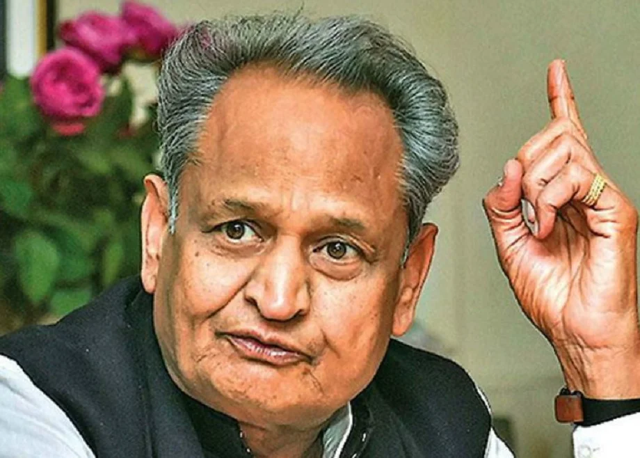 Rajasthan: सीएम भजनलाल को लेकर अब अशोक गहलोत ने दिया बड़ा बयान, कहा- इसे राजनीतिक आलोचना समझकर सुधार करने की बजाय...