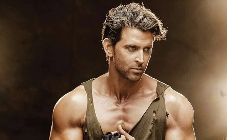 फिल्म वॉर 2 के लिए Hrithik Roshan ने ली है इतने करोड़ रुपए की मोटी फीस, रिलीज से पहले हुआ ऐसा