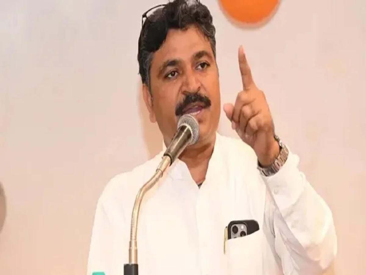 Tikaram Jully ने सीएम पर कसा तंज, कहा-  उंगली तो तभी उठेगी ना जब कोई काम करोगे…