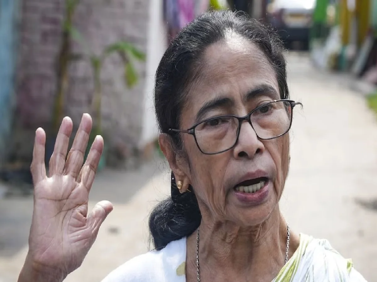 West Bengal: ममता बनर्जी का साथ छोड़ने की तैयारी में हैं टीएमसी के 21 सांसद, उठा लिया है ये बड़ा कदम
