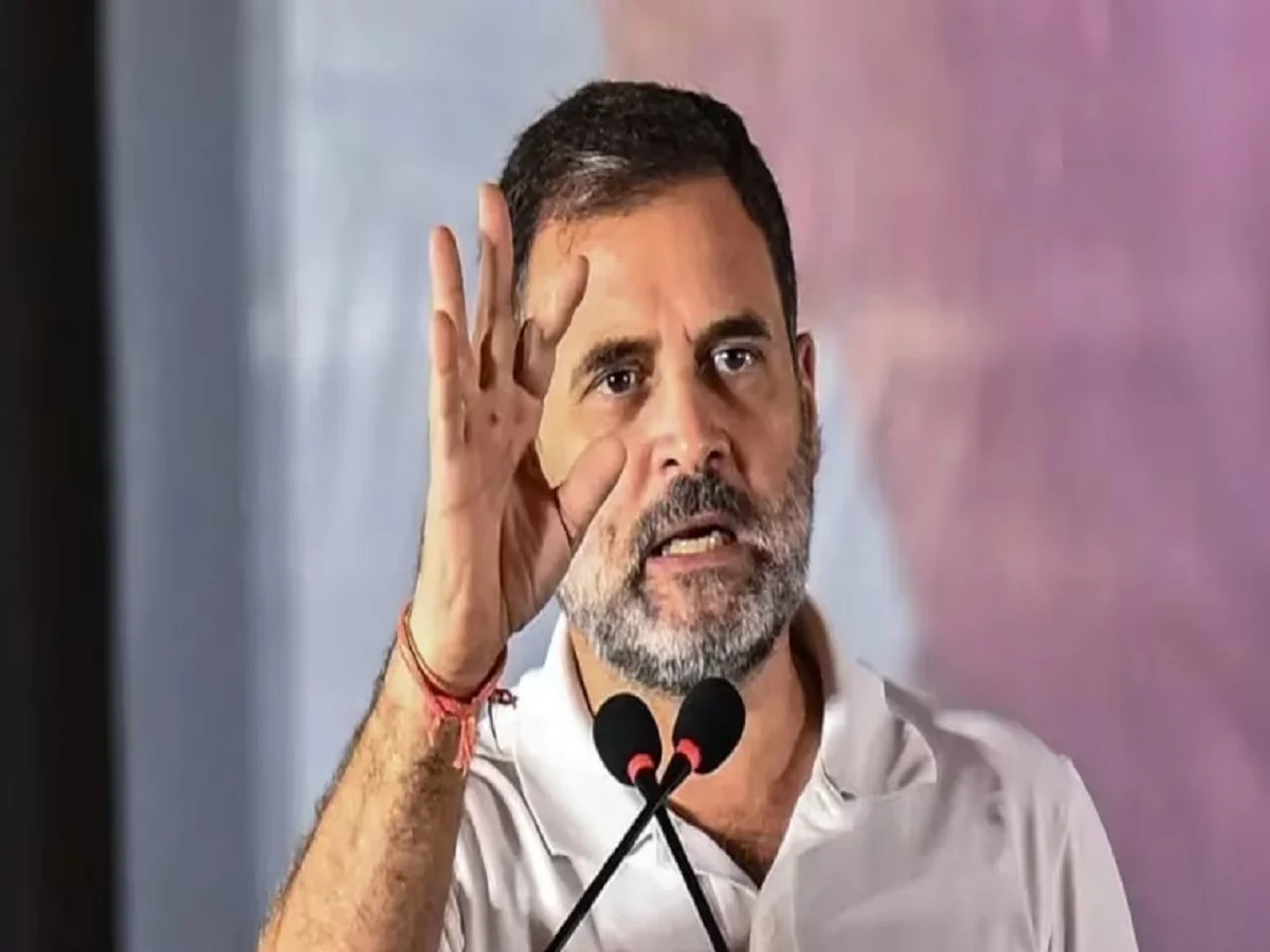 उज्ज्वला योजना में सिलेंडरों की संख्या घटाने पर Rahul Gandhi ने पीएम मोदी पर साधा निशाना, कहा- अरबपति मित्रों को…