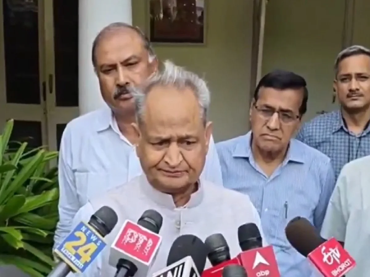 कांग्रेस से अलग हुई पार्टियों को पुनः कांग्रेस में शामिल होकर राहुल गांधी को अपना नेता स्वीकार करना चाहिए:  Gehlot