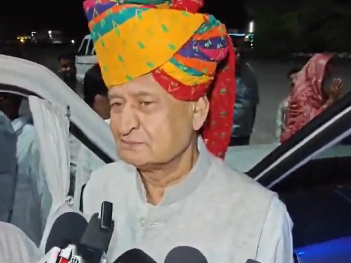 कांग्रेस में गुटबाजी को लेकर Ashok Gehlot का बड़ा बयान, कहा- राजस्थान में कोई…