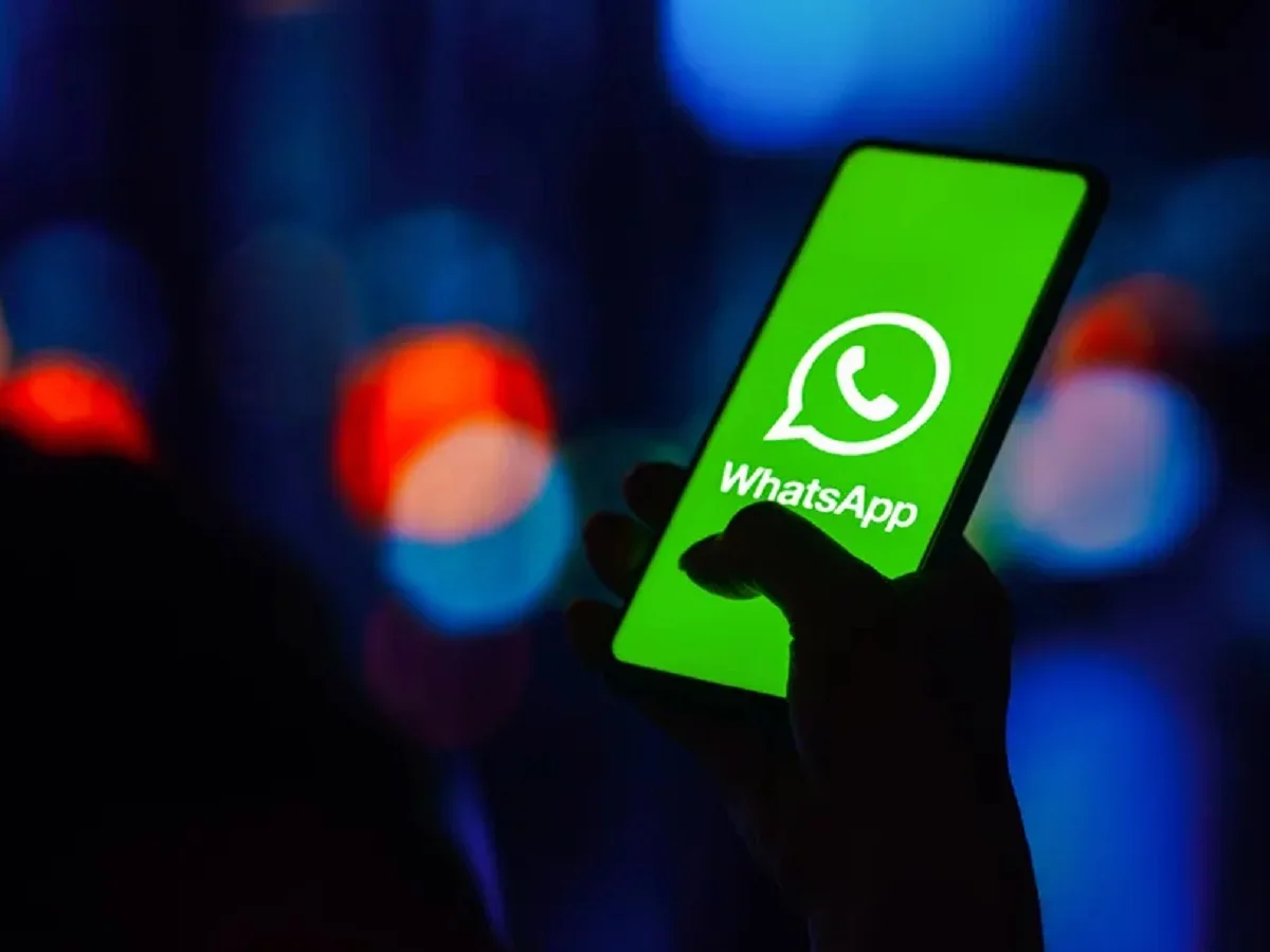 Tech Tips: यूजर्स WhatsApp पर बिना Online दिखे भी पढ़ सकते हैं मैसेज, कर लें इस स्मार्ट ट्रिक का उपयेाग