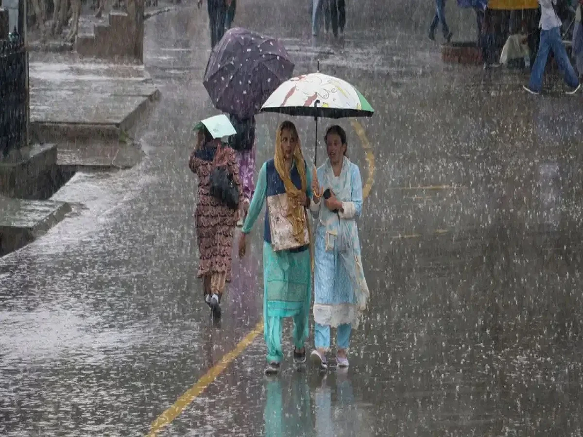 National Weather Forecast: देश के 21 राज्यों में आज भारी बारिश की चेतावनी, राजस्थान के कई जिलों में आंधी बारिश का अलर्ट