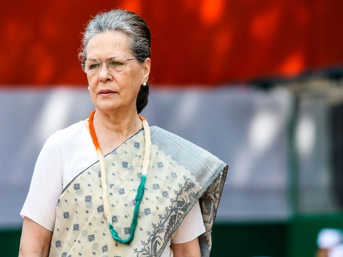 Congress:  सोनिया गांधी ने गाजा में भारत के स्टैंड को लेकर लिखा लेख, कहा-भारत इस मुद्दे पर चुप्पी साधे हुए....