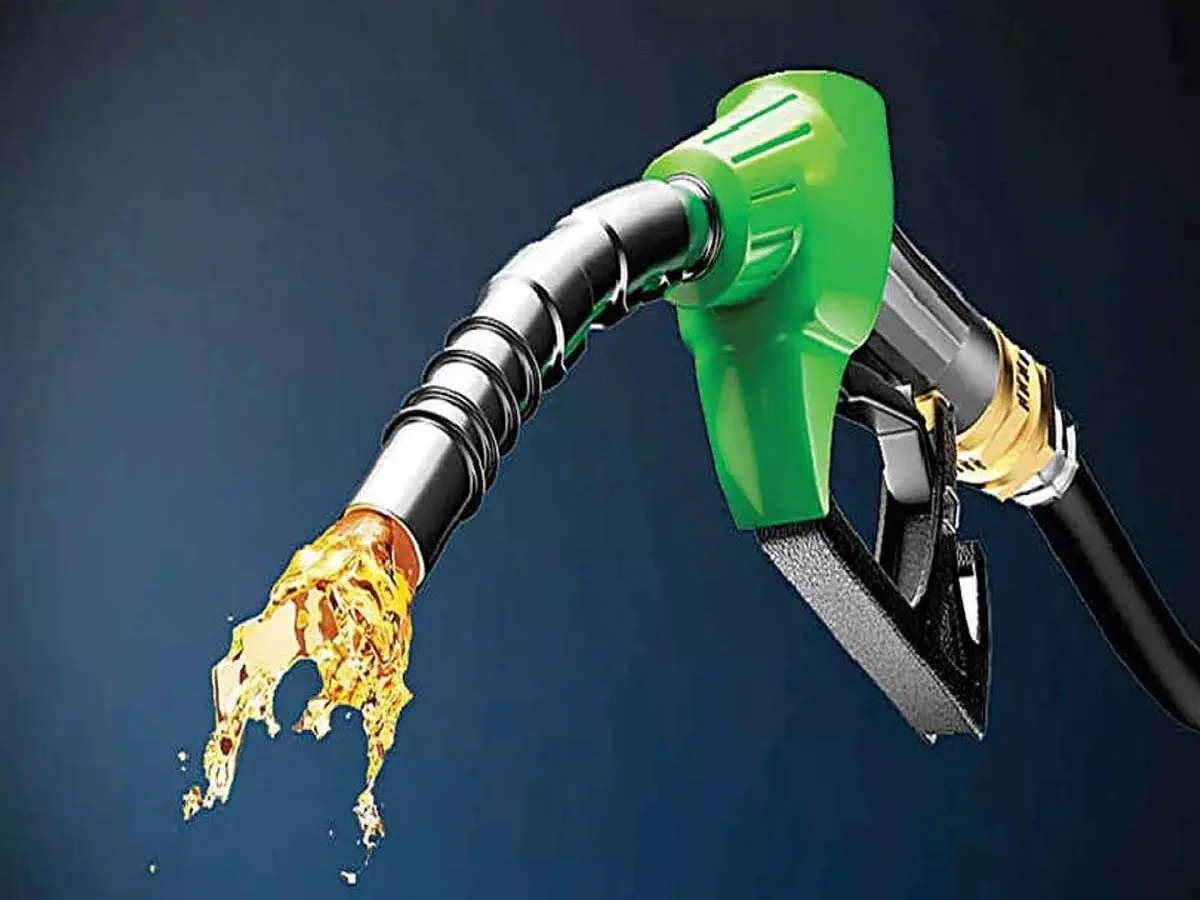 Petro-Diesel Price: महीने की आखिरी दिन क्या हैं देश के बड़े शहरों और राजस्थान में पेट्रोल डीजल के दाम