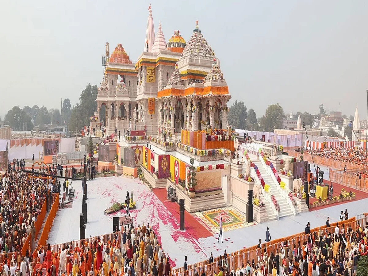 Ram Mandir: राम मंदिर मामले में वकीलों का ऐलान, कोई नहीं लड़ेगा आरोपियों के केस, चंपत राय को अयोध्या छोड़ने का अल्टीमेटम