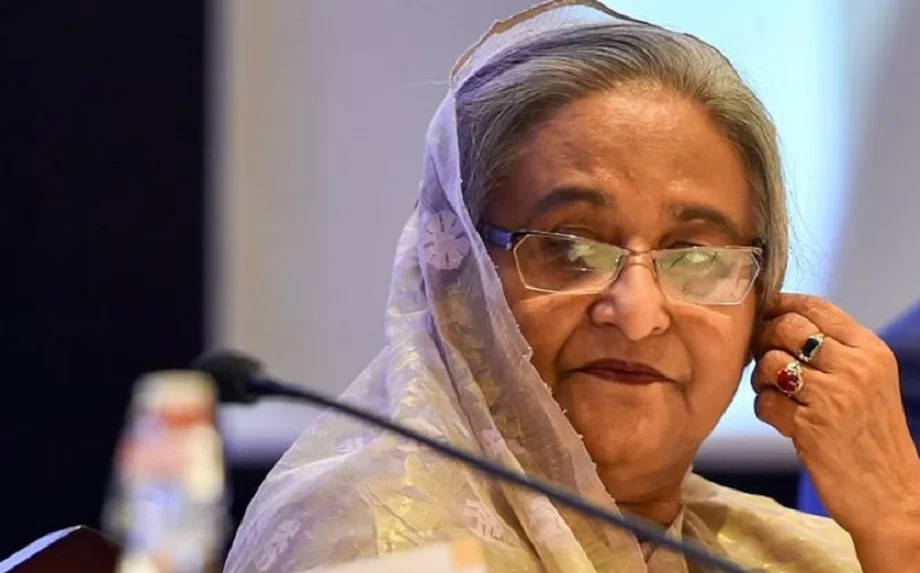बांग्लादेश की पूर्व पीएम Sheikh Hasina को लगा बड़ा झटका, अदालत ने सुना दी है ये सजा
