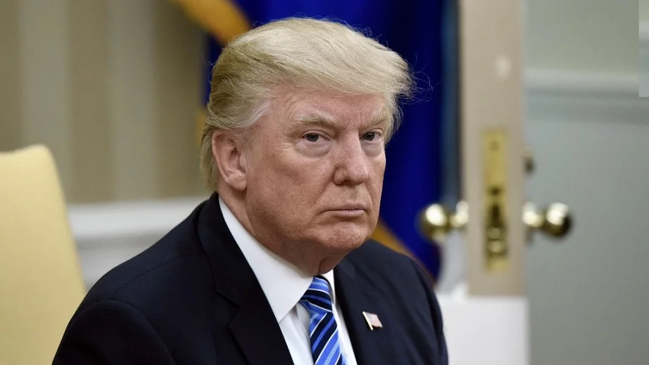 America: राष्ट्रपति डोनाल्ड ट्रंप का बड़ा बयान, यूक्रेन के लिए भेजेंगे और हथियार, उनकी रक्षा के लिए करना होगा...