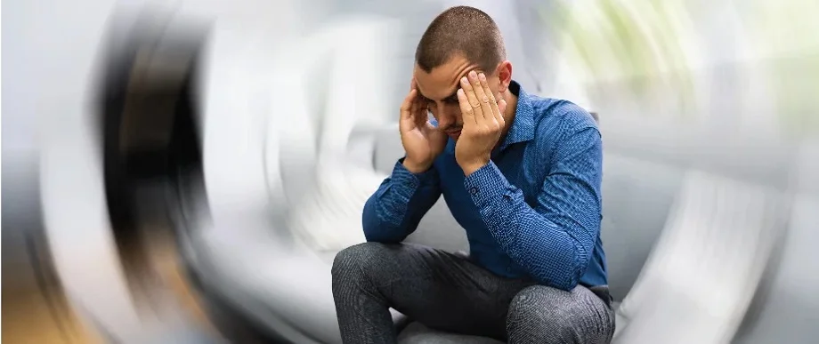 Health Tips: ब्रेन स्ट्रोक से पहले लोगों को मिलने लगते हैं इस तरह के संकेत, तुरंत करें आप भी ये काम