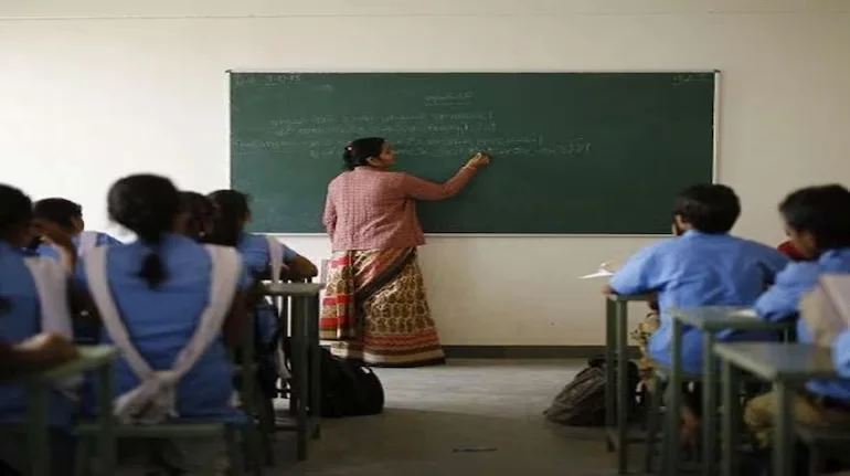 TRB Teacher Recruitment 2025: 1996 सरकारी शिक्षक पदों पर भर्ती, उम्र सीमा में बड़ी छूट – जानिए आवेदन से चयन तक की पूरी प्रक्रिया