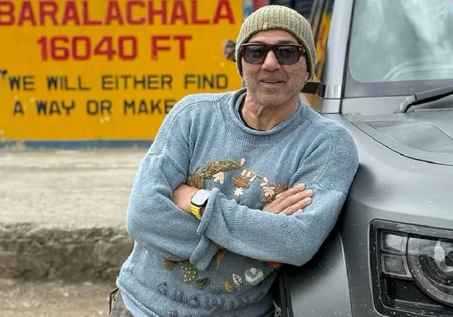 Bollywood: सनी देओल ने इस नए लुक से जीता प्रशंसकों का दिल 