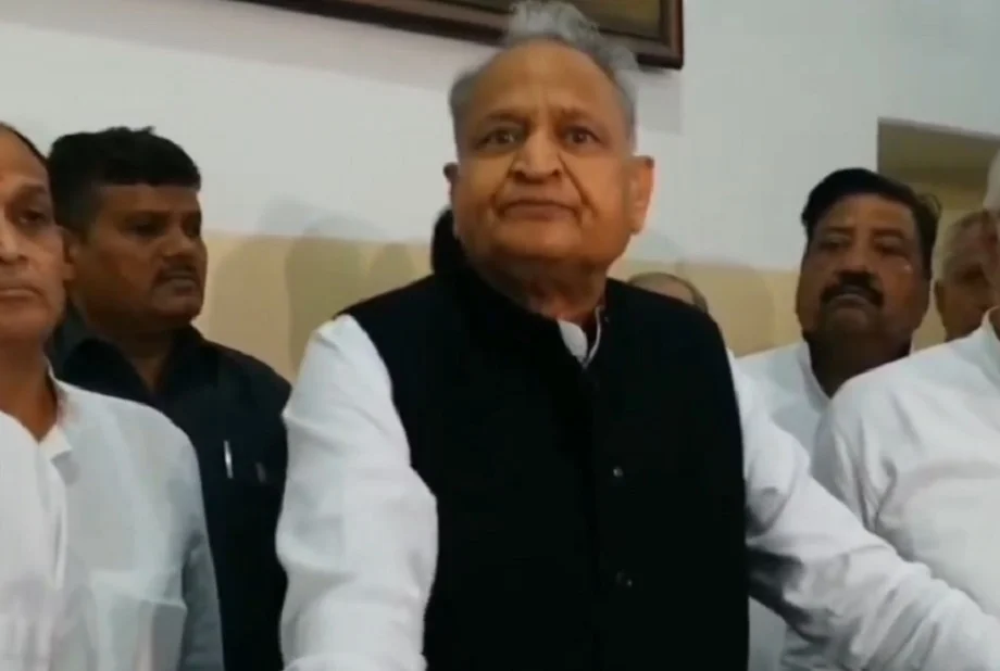 पूर्व उपराष्ट्रपति जगदीप धनखड़ के इस्तीफे को लेकर अब Ashok Gehlot ने कही ये बात, कहा- कभी वो खुद बोलेंगे तो...