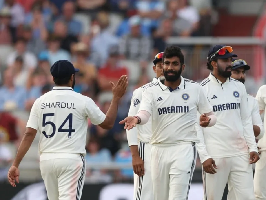 रोहित और कोहली के बाद Bumrah भी लेंगे टेस्ट क्रिकेट से संन्यास! इस पूर्व दिग्गज ने किया है दावा