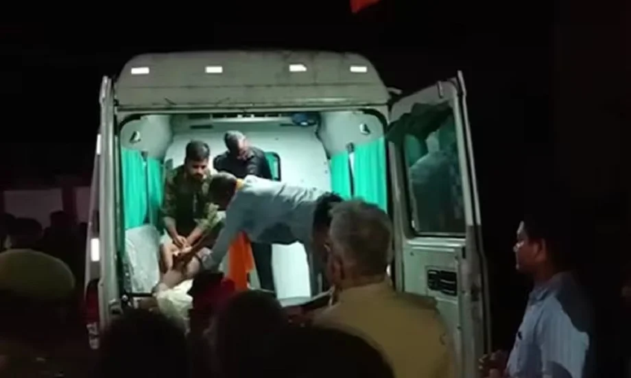 Uttar Pradesh:  औसानेश्वर मंदिर में हुआ बड़ा हादसा, करंट फैलने से मची भगदड़ में दो की मौत, 40 लोग घायल