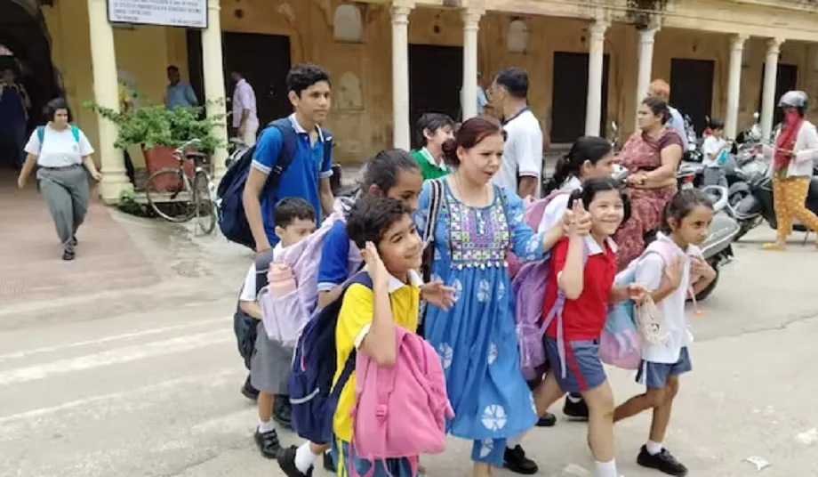 Jaipur:  सिटी पैलेस स्थित द पैलेस स्कूल को फिर से बम से उड़ाने की मिली धमकी, परिसर करवाया खाली