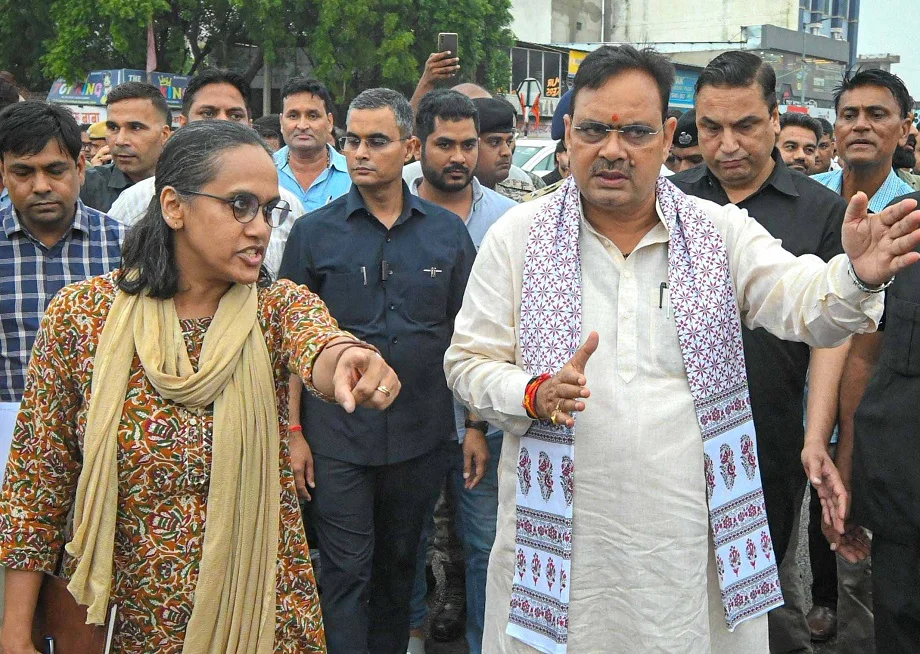 Rajasthan:  सीएम भजनलाल ने जयपुर में अचानक किया ऐसा, आमजन हुए हैरान