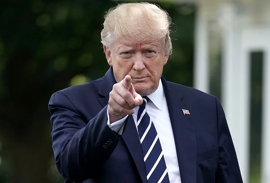 टैरिफ के बाद Donald Trump ने भारत को दिया एक और बड़ा झटका, अब इन पर लगा दिया है प्रतिबंध
