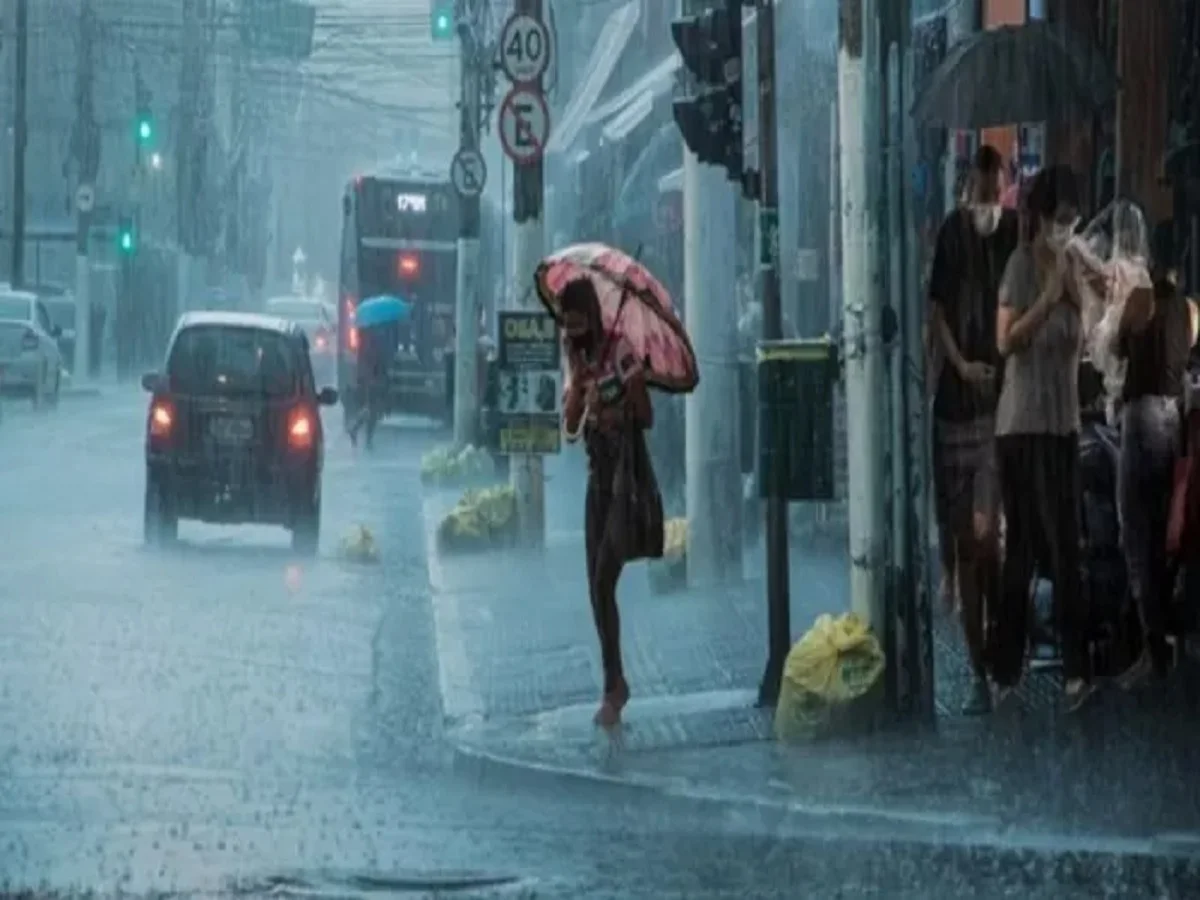 National Weather Forecast: देश के 19 राज्यों में आज झमाझम बारिश का अलर्ट, राजस्थान में भी 25 जिलों में हो सकती हैं बारिश, जयपुर में बरस रहे मेघ