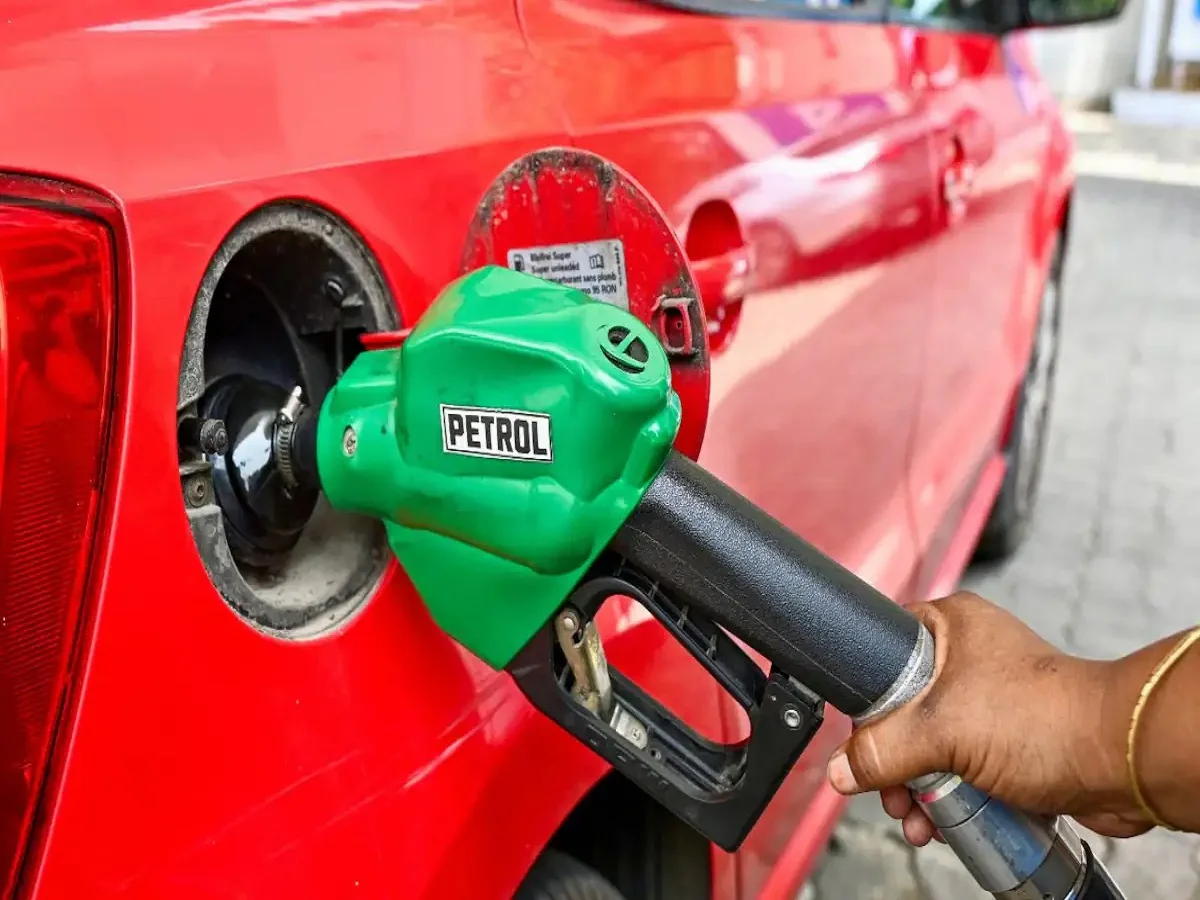 Petro-Diesel Price: देश के महानगरों सहित आज राजस्थान में क्या हैं पेट्रोल डीजल के दाम, जान ले ताजा रेट