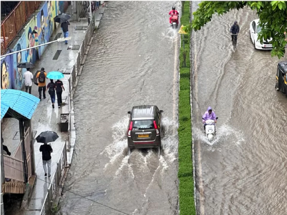 National Weather Forecast: राजस्थान के चार जिलों को छोड़कर पूरे प्रदेश में बारिश का अलर्ट, यहां पर स्कूलों में छुट्टी घोषित