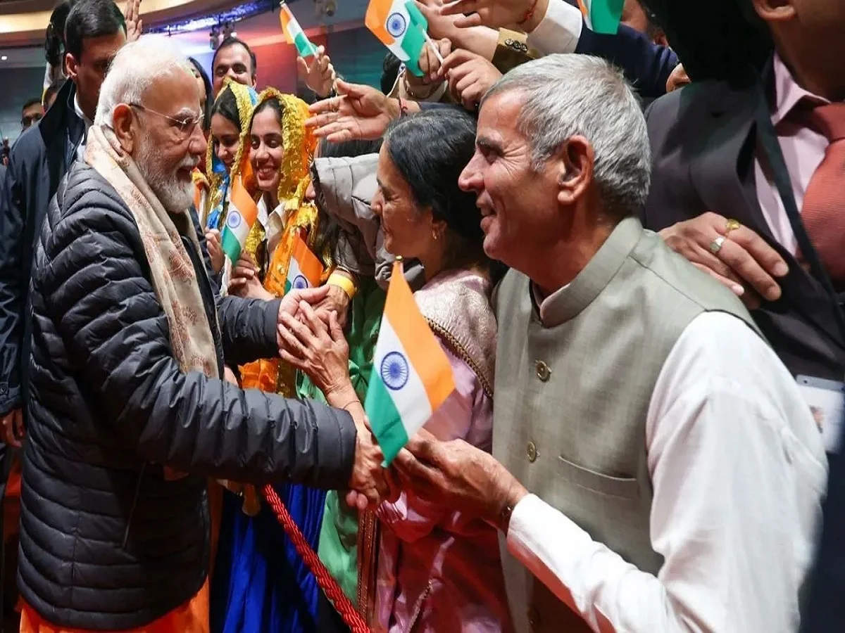 PM Modi:  प्रधानमंत्री मोदी इंडोनेशिया के बाद पहुंचे ऑस्ट्रेलिया के मेलबर्न, गर्मजोशी के  साथ हुआ स्वागत