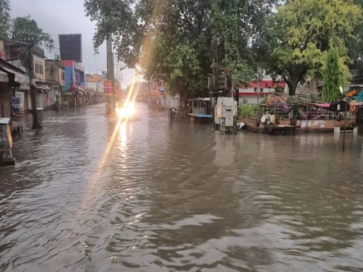 National Weather Forecast: 13 राज्यों में भारी बारिश का अलर्ट, राजस्थान में फिर से सक्रिय हुआ मानसून