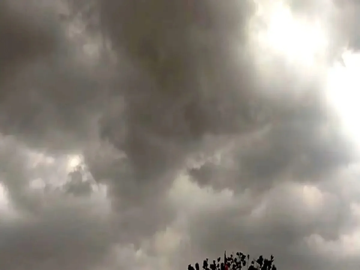   National Weather Forecast: राजस्थान के इन जिलों के लिए जारी हुआ भारी बारिश का अलर्ट, 2 अगस्त तक ऐसा रहेगा मौसम