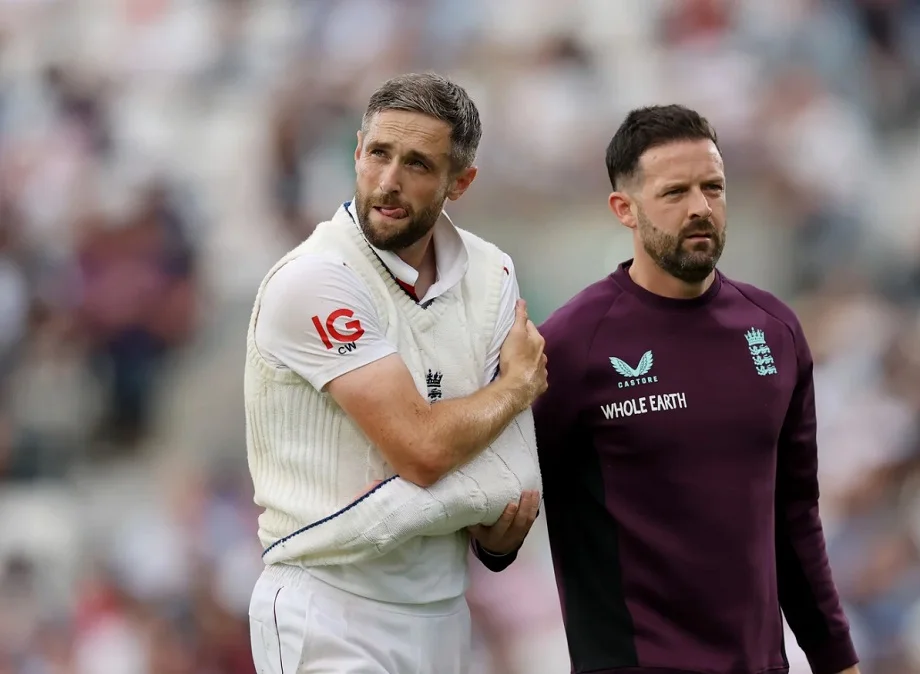 IND vs ENG:  चोटिल हुए क्रिस वोक्स, पांचवें टेस्ट से हो सकते हैं बाहर