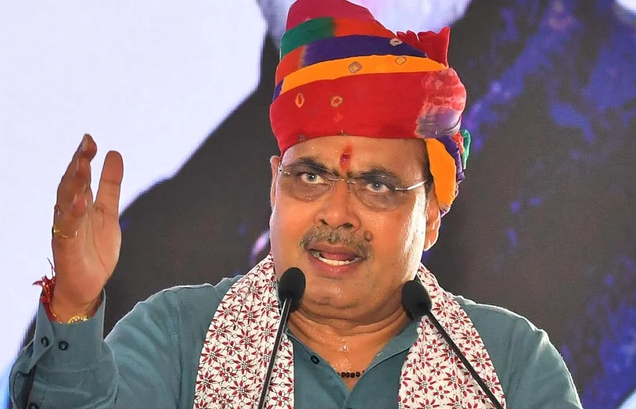 Rajasthan: किसानों को विदेश यात्रा करवाएगी सरकार, सीएम भजनलाल ने दे दी है अब ये सौगात