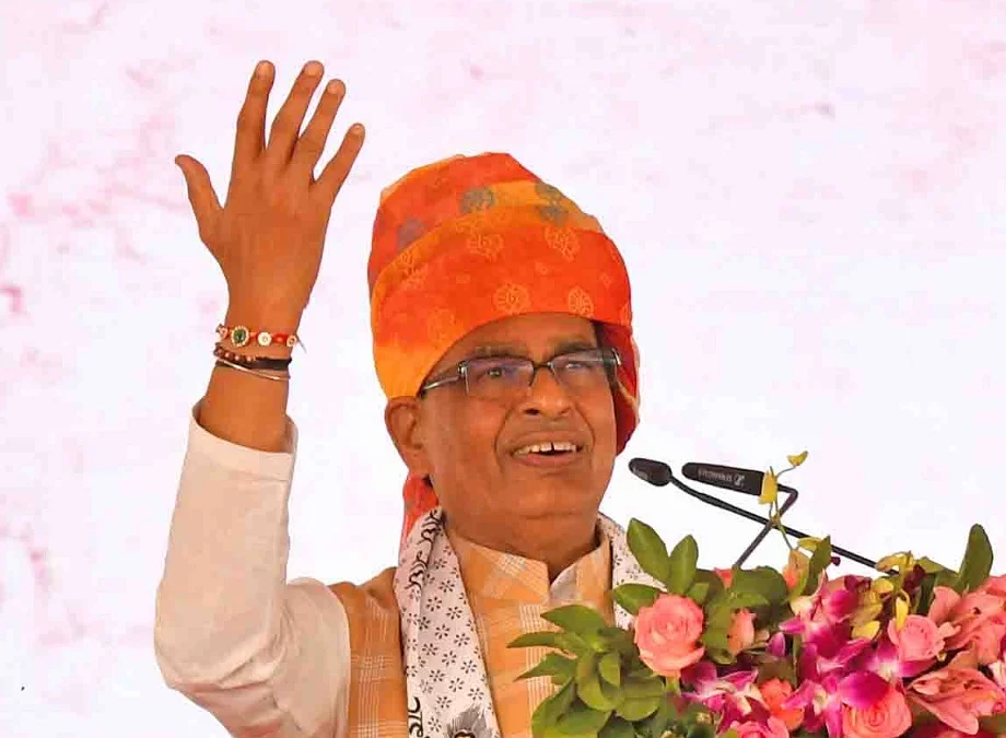 इनके खिलाफ Modi सरकार अब लाने वाली है ये कानून, शिवराज चौहान ने कर दिया है ऐलान