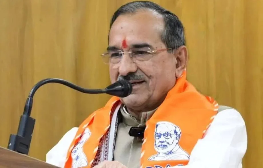 भाजपा प्रदेशाध्यक्ष Madan Rathore के इस बयान से सियासी गलियारों में मची हलचल, कई मंत्रियों को छोड़ना पड़ सकता है पद