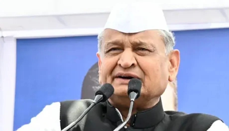 Ashok Gehlot ने चुनाव आयोग पर लगाया पक्षपाती बर्ताव करने का आरोप, बोल दी है ये बड़ी बात 