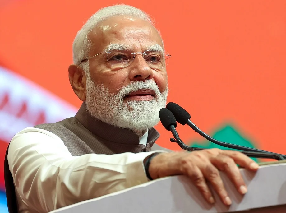 जब जेल जाने पर क्लर्क की नौकरी चली जाती है तो फिर पीएम की कुर्सी क्यों बचनी चाहिए: PM Modi