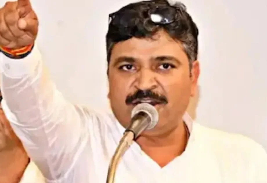 विवेकानन्द स्कॉलरशिप को लेकर जूली ने सरकार पर साधा निशाना, कहा- हर महीने मंत्रियों के आवास पर डिनर के नाम पर...