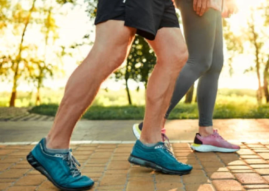 Health Tips: 15 मिनट की स्पॉट जॉगिंग से सेहत को मिलते हैं ये गजब के फायदे, गंभीर बीमारियों का खतरा हो जाता है कम 
